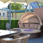 Arthotel Hotel 3*