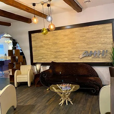 Arthotel فندق هار