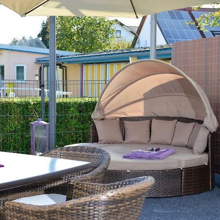 Arthotel فندق 3*