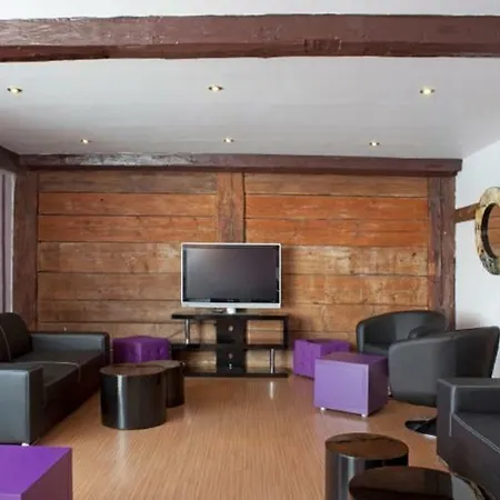 Arthotel 3*