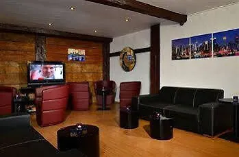 Arthotel فندق 3*