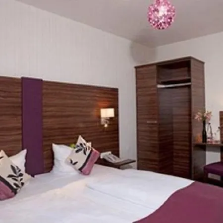 Arthotel 3*