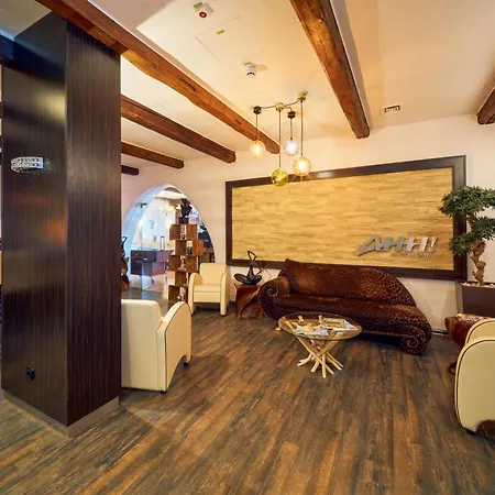 Arthotel Haar Hotel 3*