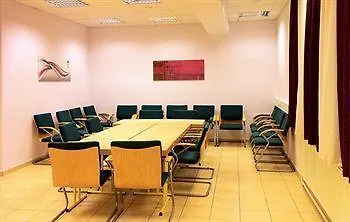 فندق Arthotel 3*