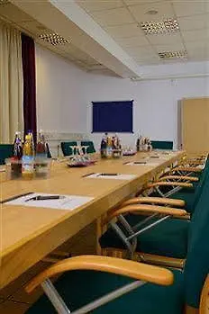 فندق Arthotel 3*