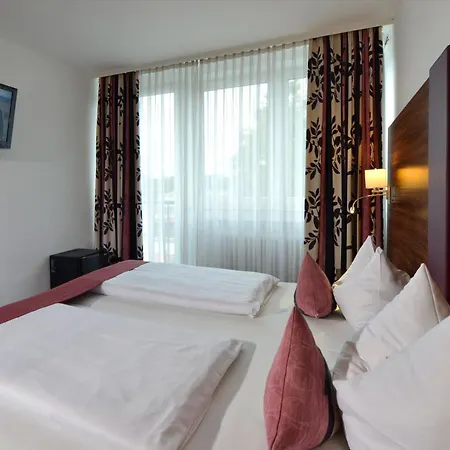 Hotel Arthotel Haar 3*